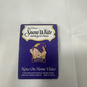 DISNEY STORE SNOW WHITE  SEVEN 7 DWARFS COLLECTORS SET DOPEY SPECIAL EDITION PIN